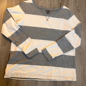 Eddie Bauer Women’s Striped Long Sleeve Knit Top – Size M